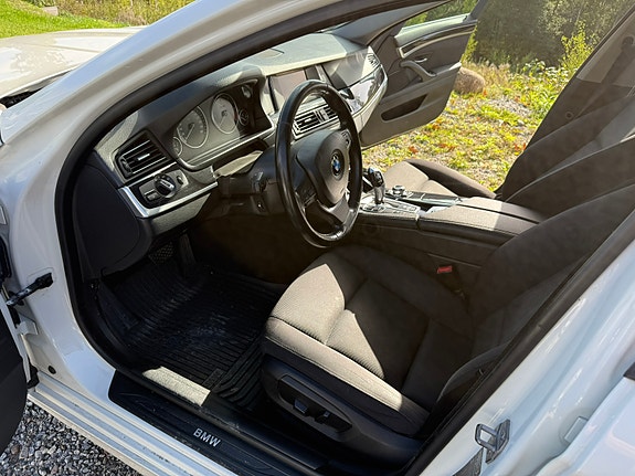 BMW 520d 5 of 5