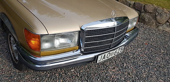 Mercedes-Benz 280 6 of 30