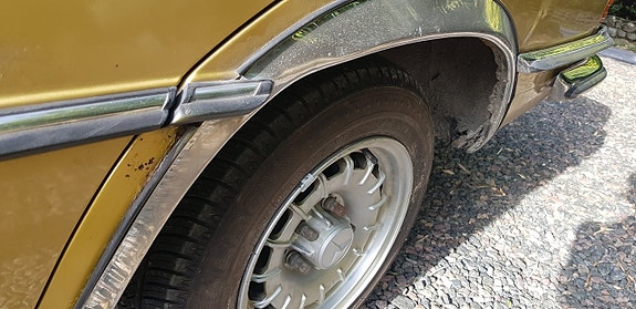 Mercedes-Benz 280 26 of 30
