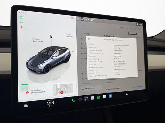 Tesla Model Y 26 of 30