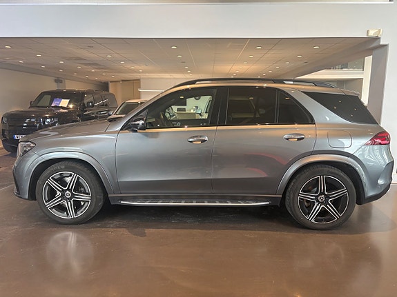 Mercedes-Benz GLE350 de 2 of 16