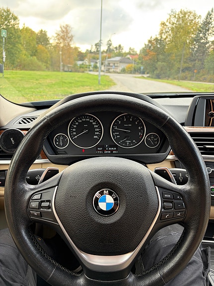 BMW 328i 8 of 15