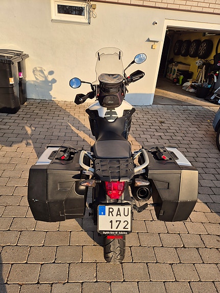 Triumph TIGER 800 7 of 9