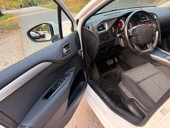 Citroen C4 14 of 21