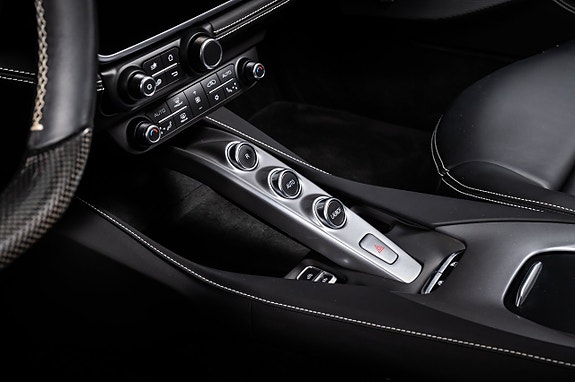 Ferrari Portofino M 26 of 30
