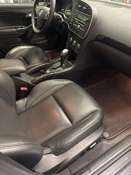 Saab 9-3 8 of 11