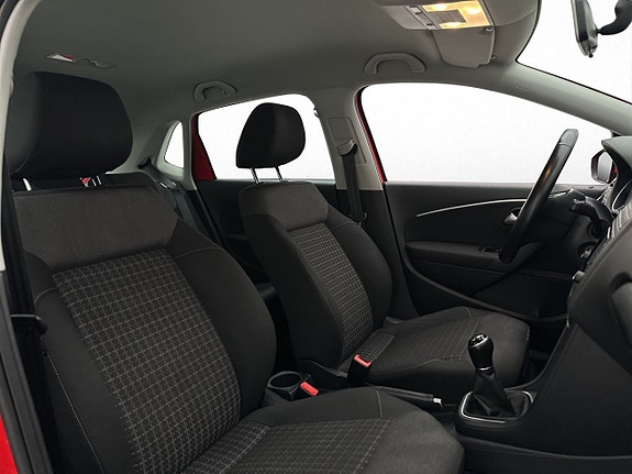 Volkswagen Polo 19 of 26