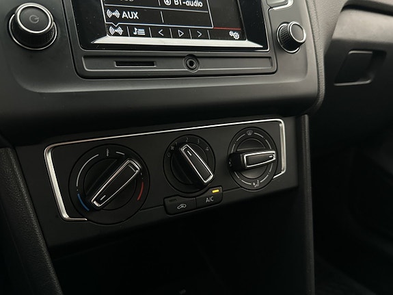 Volkswagen Polo 17 of 26
