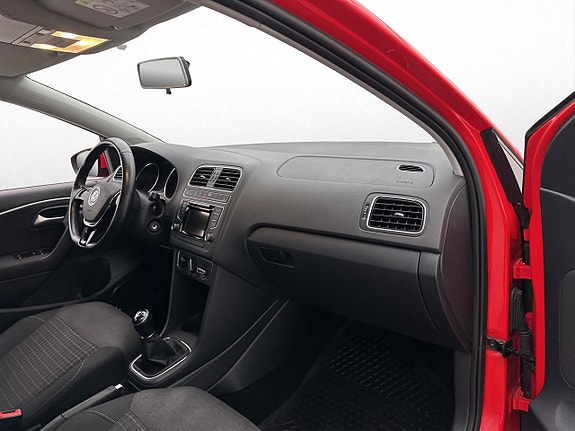 Volkswagen Polo 20 of 26