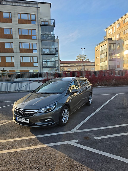 Opel Astra 9 of 11