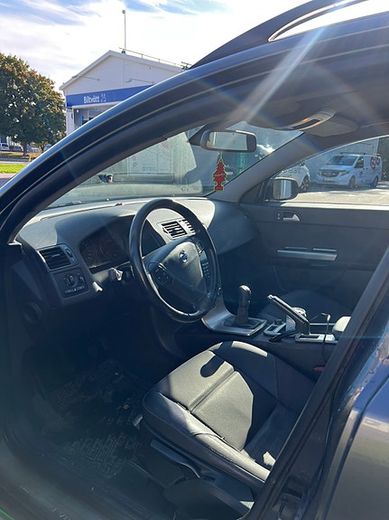 Volvo V50 5 of 8