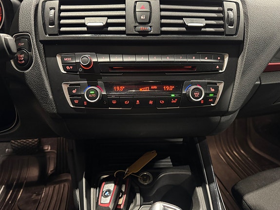 BMW 120d 18 of 23