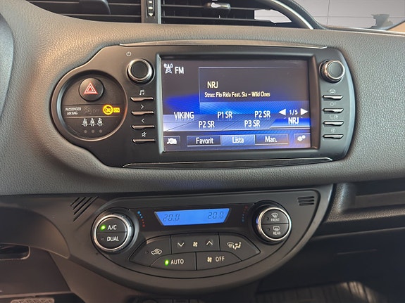 Toyota Yaris 18 of 25