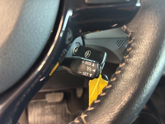 Toyota Yaris 21 of 25