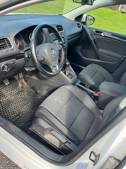 Volkswagen Golf VI 5 of 5