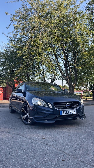Volvo S60 4 of 13