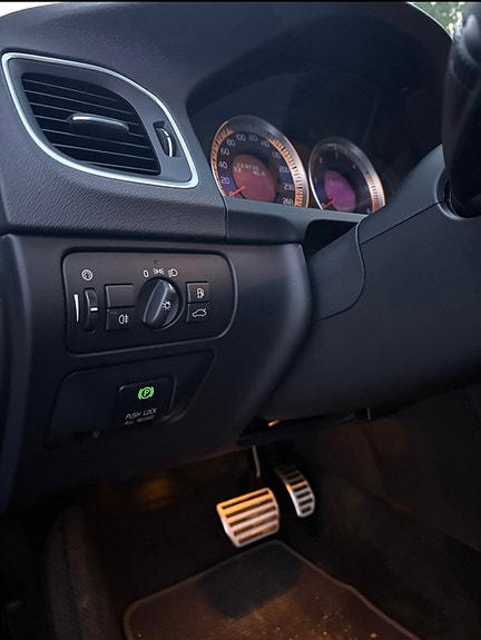 Volvo S60 9 of 13