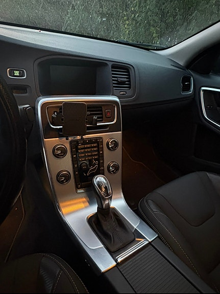 Volvo S60 12 of 13