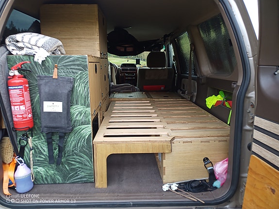 Toyota Land Cruiser 3 of 3