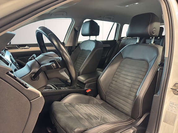 Volkswagen Passat 9 of 27