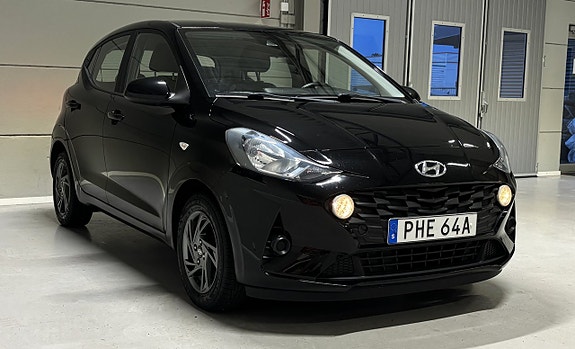 Hyundai i10 6 of 21