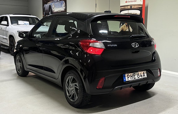 Hyundai i10 19 of 21