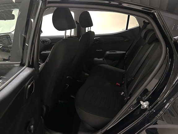 Hyundai i10 18 of 21