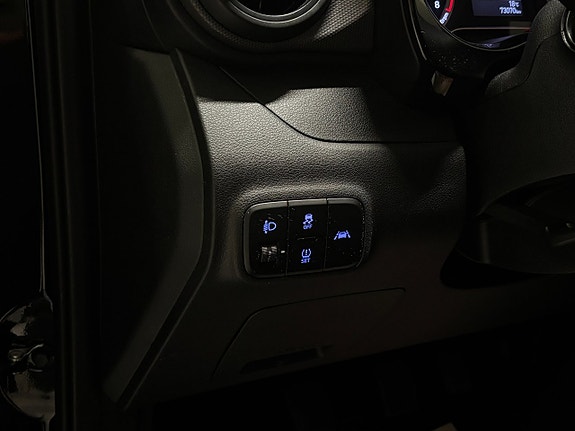 Hyundai i10 9 of 21