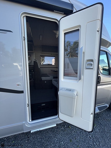 Adria Matrix Supreme 670 SL | ALDE DIESELVÄRMARE | MATRIX PLUSPAKET | 22 of 25