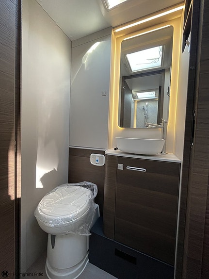 Adria Matrix Supreme 670 SL | ALDE DIESELVÄRMARE | MATRIX PLUSPAKET | 17 of 25