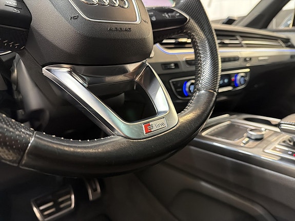 Audi Q7 22 of 30