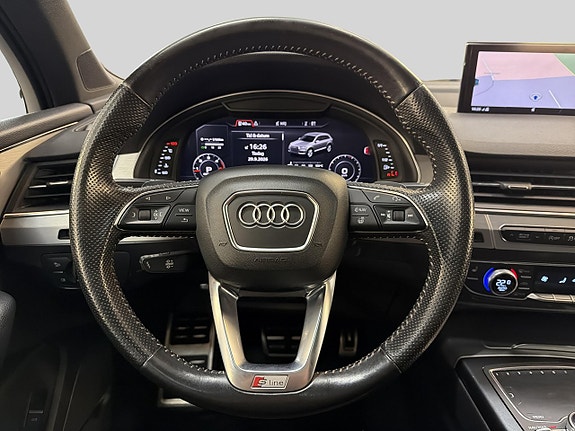 Audi Q7 19 of 30