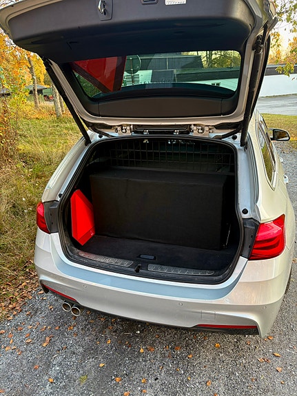 BMW 320d 12 of 12