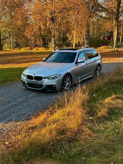 BMW 320d 2 of 12