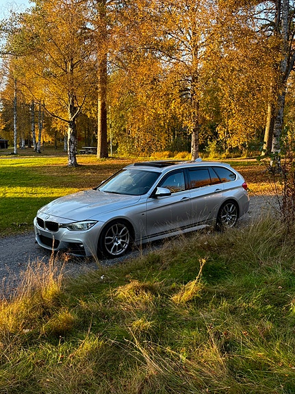 BMW 320d 3 of 12