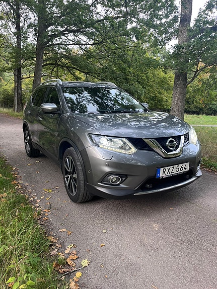 Nissan X-Trail 8 of 8