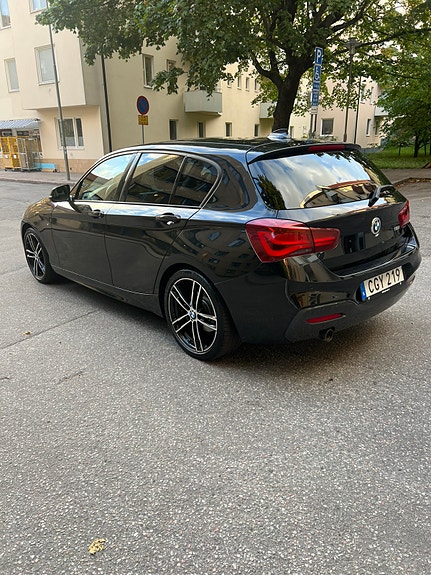 BMW 118i 7 of 22