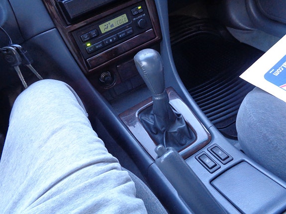 Toyota Camry 12 of 30