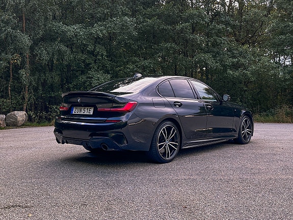 BMW 330e 6 of 20