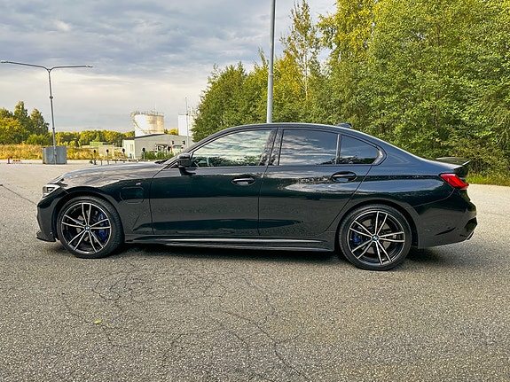 BMW 330e 9 of 20