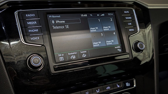 Volkswagen Passat Alltrack 23 of 23