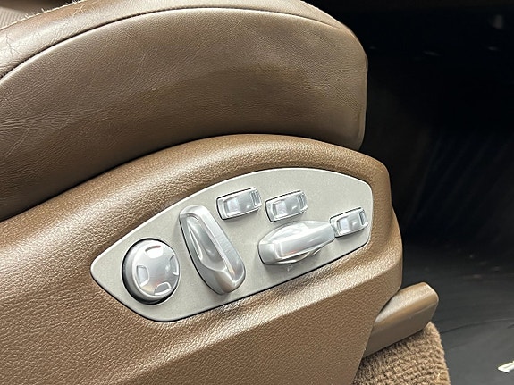 Porsche Cayenne S 21 of 29