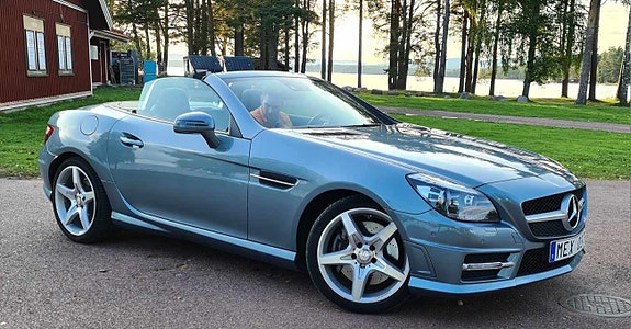 Mercedes-Benz SLK200 3 of 14