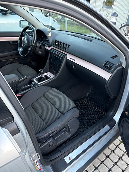 Audi A4 6 of 7