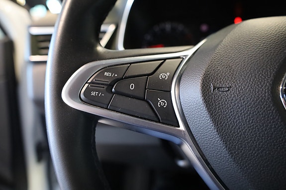 Renault Clio 26 of 28