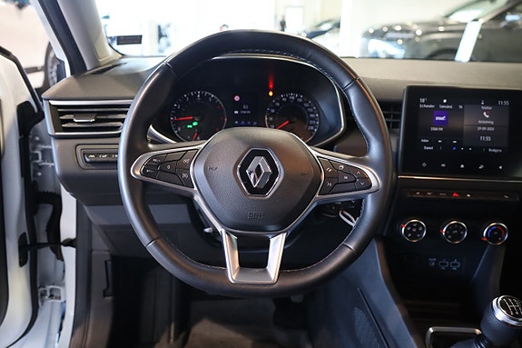 Renault Clio 17 of 28
