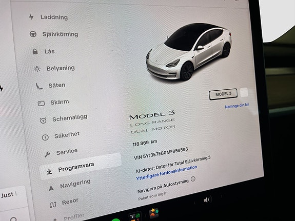 Tesla Model 3 17 of 22