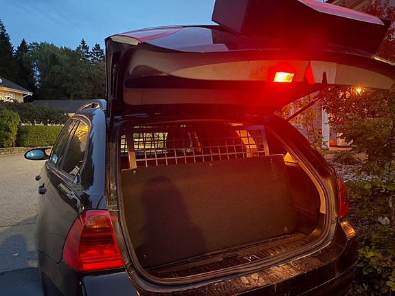 BMW 320d 5 of 5