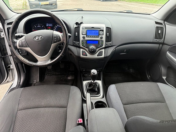 Hyundai i30 5 of 8
