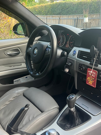 BMW 330Xi 11 of 13